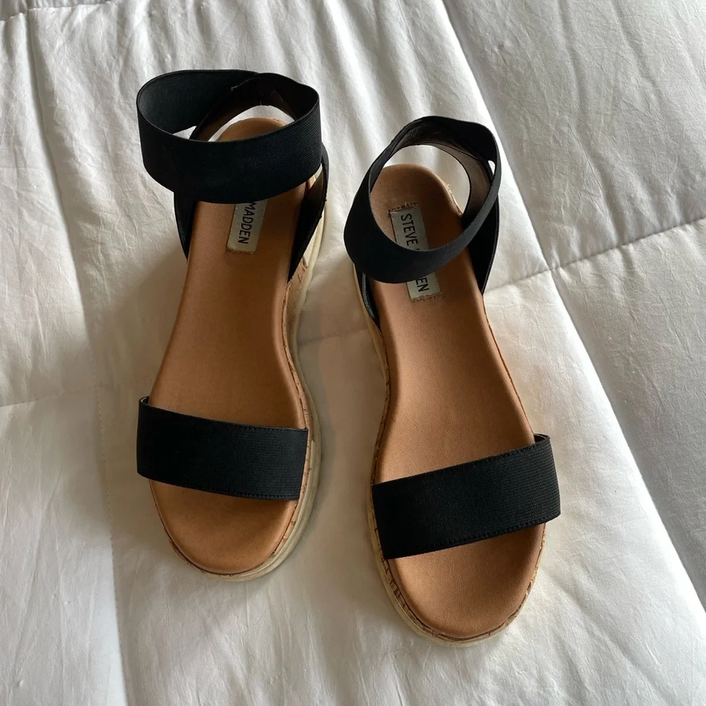 Steve Madden Black and Tan Platform Sandals - Picture 2 of 7